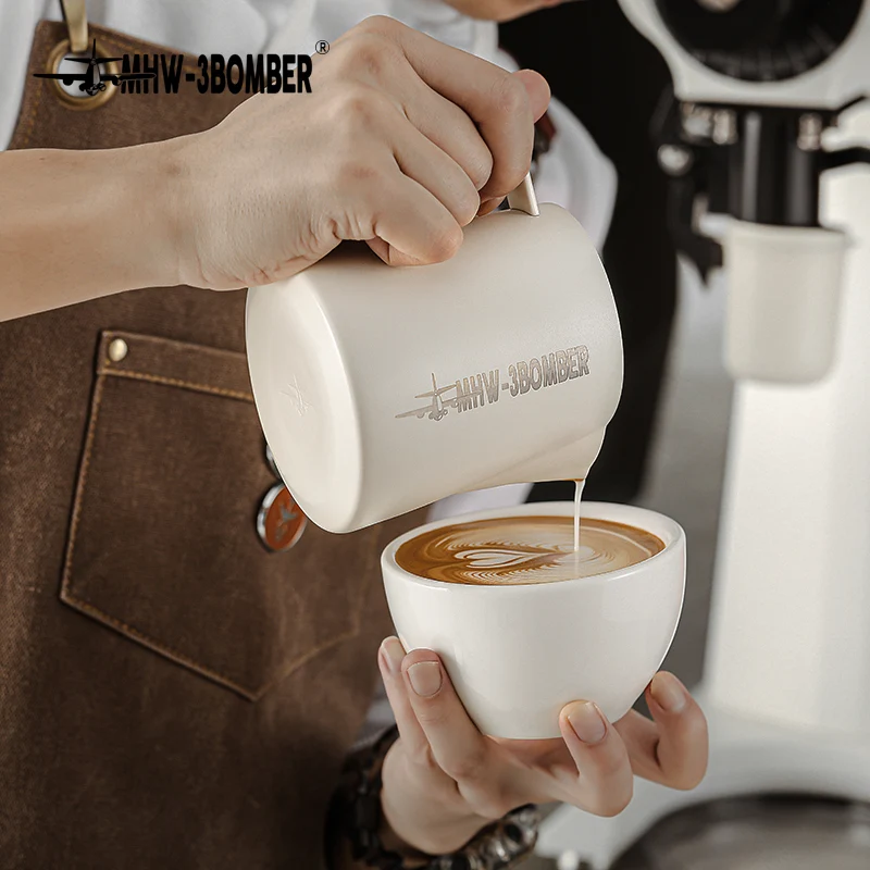 MHW-3BOMBER - 5.0 Milk Pitcher | 600 mL / 20 oz - 600 mL / Glossy - Image 5