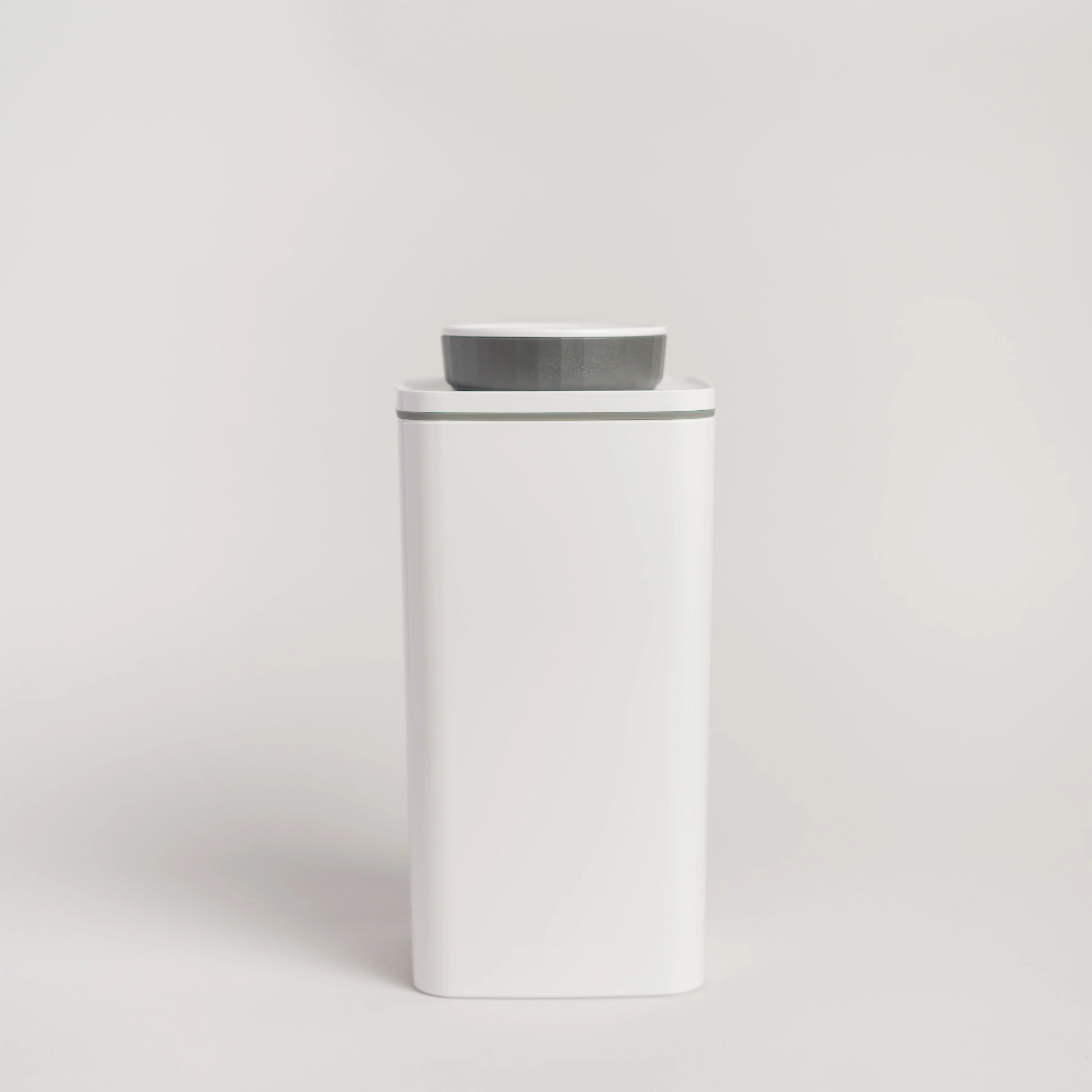 Ankomn - Turn-N-Seal Vacuum container - White - 0.6L
