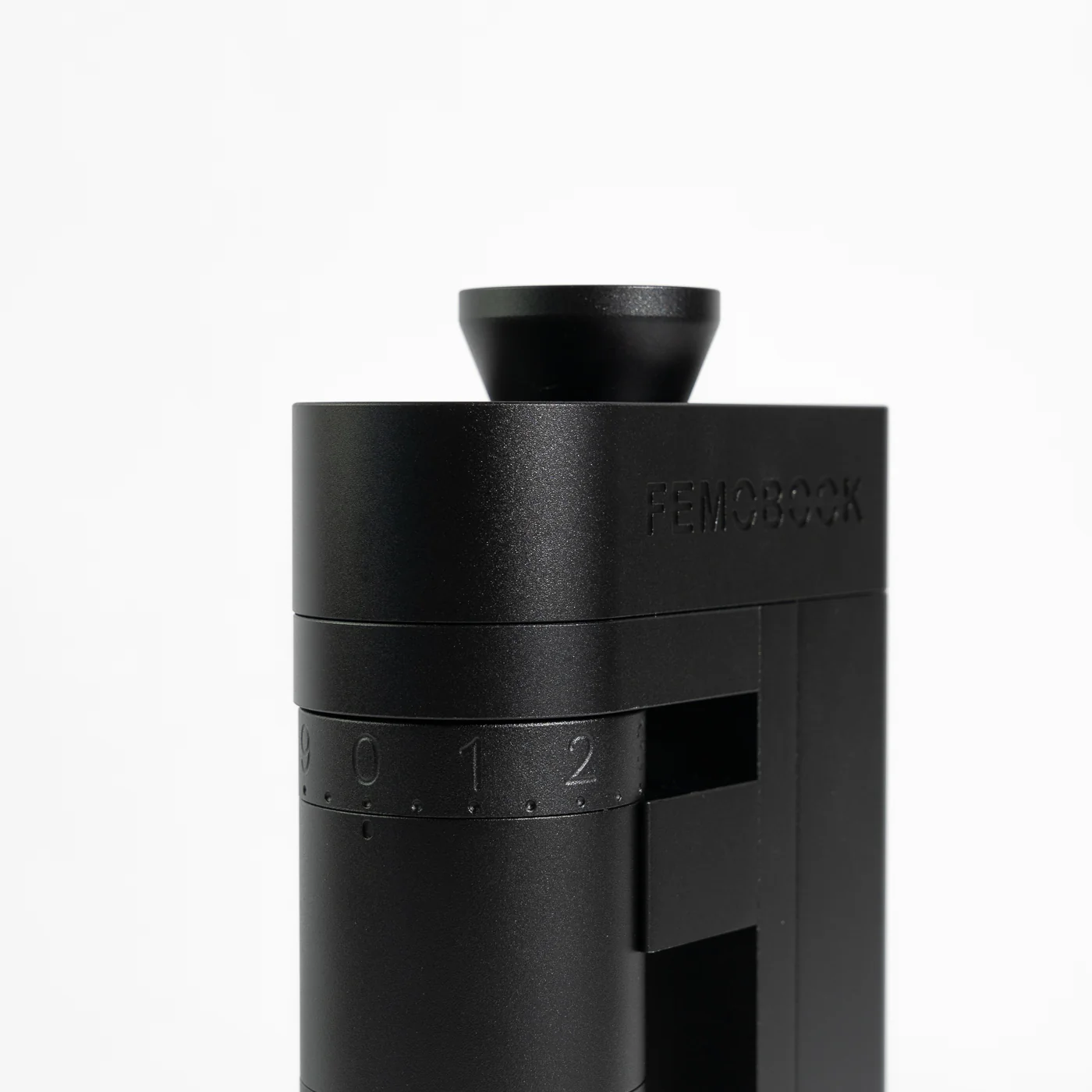 Femobook - A4Z Rechargable Electric Grinder - Black - Image 6