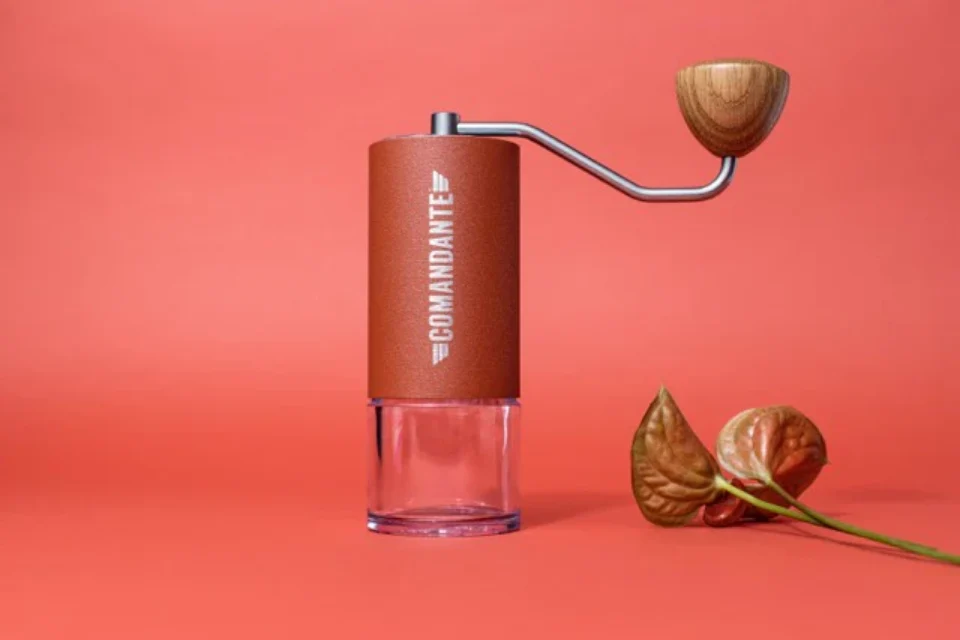 Comandante - C40 MK4 Hand Grinder - Vintage Oak Classic - Image 9
