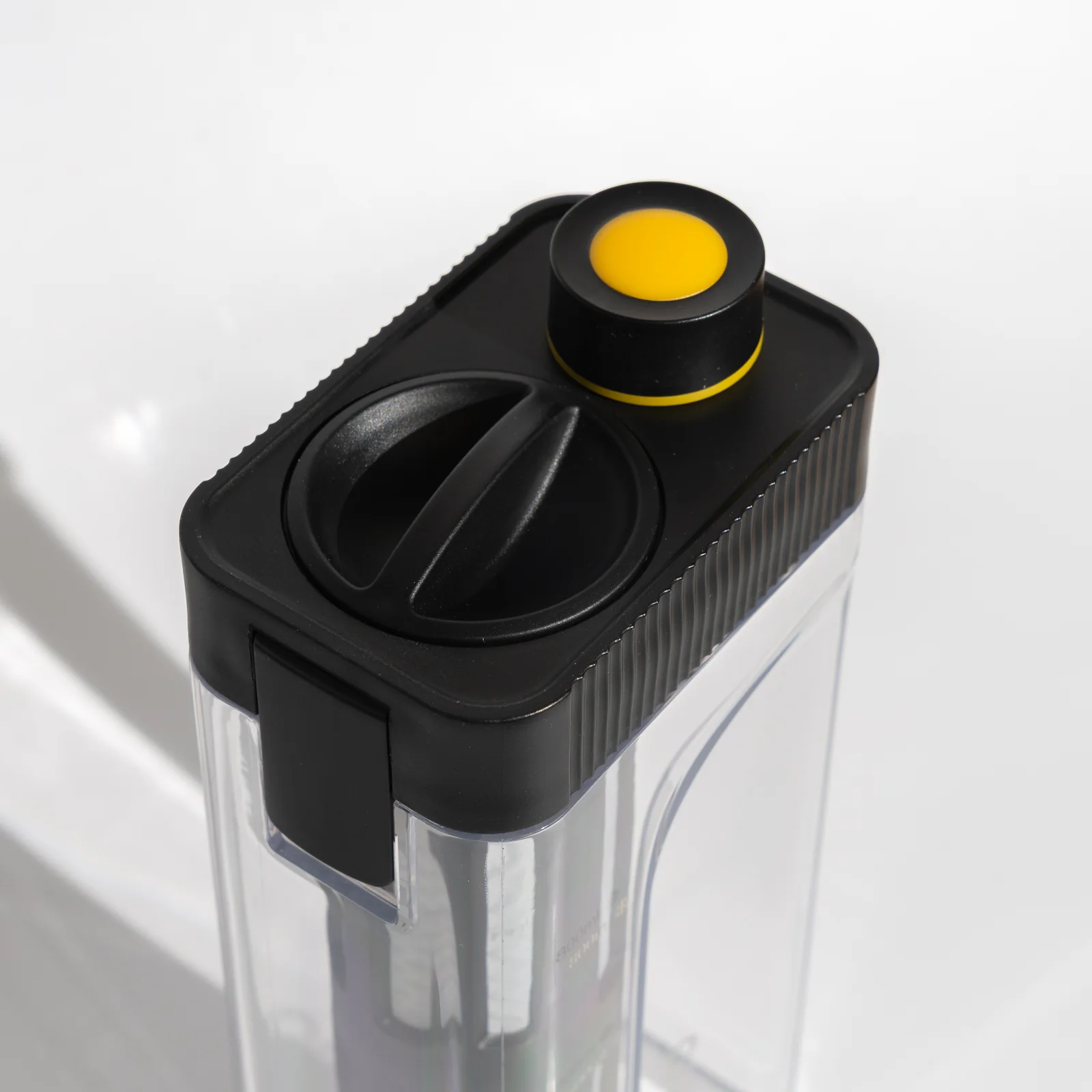 Mavo - Crysbrick Cold Brew Coffee Maker - 800mL - White - Image 2