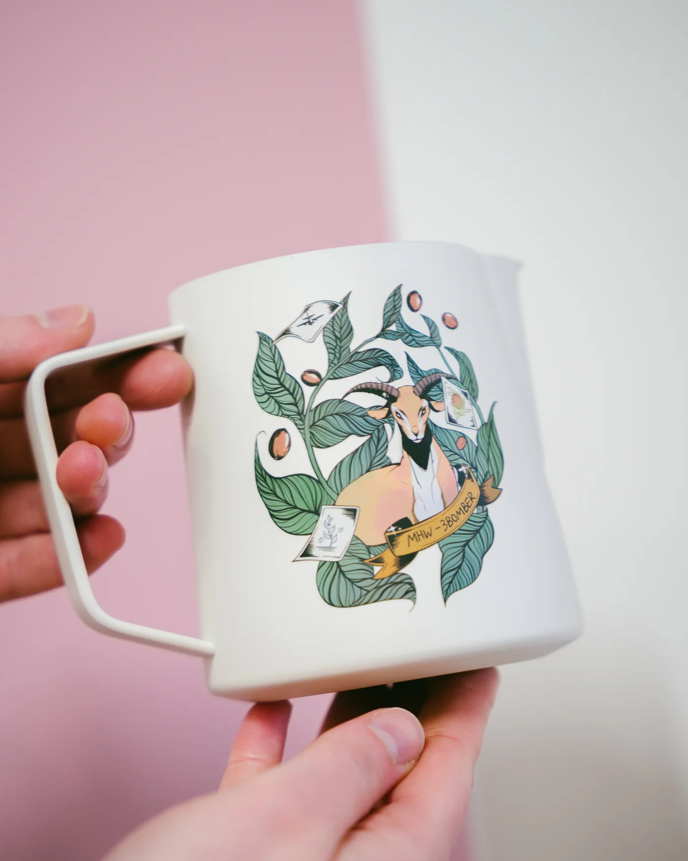 MHW-3BOMBER - 5.0 Milk Pitcher | 600 mL / 20 oz - 600 mL / Glossy - Image 11
