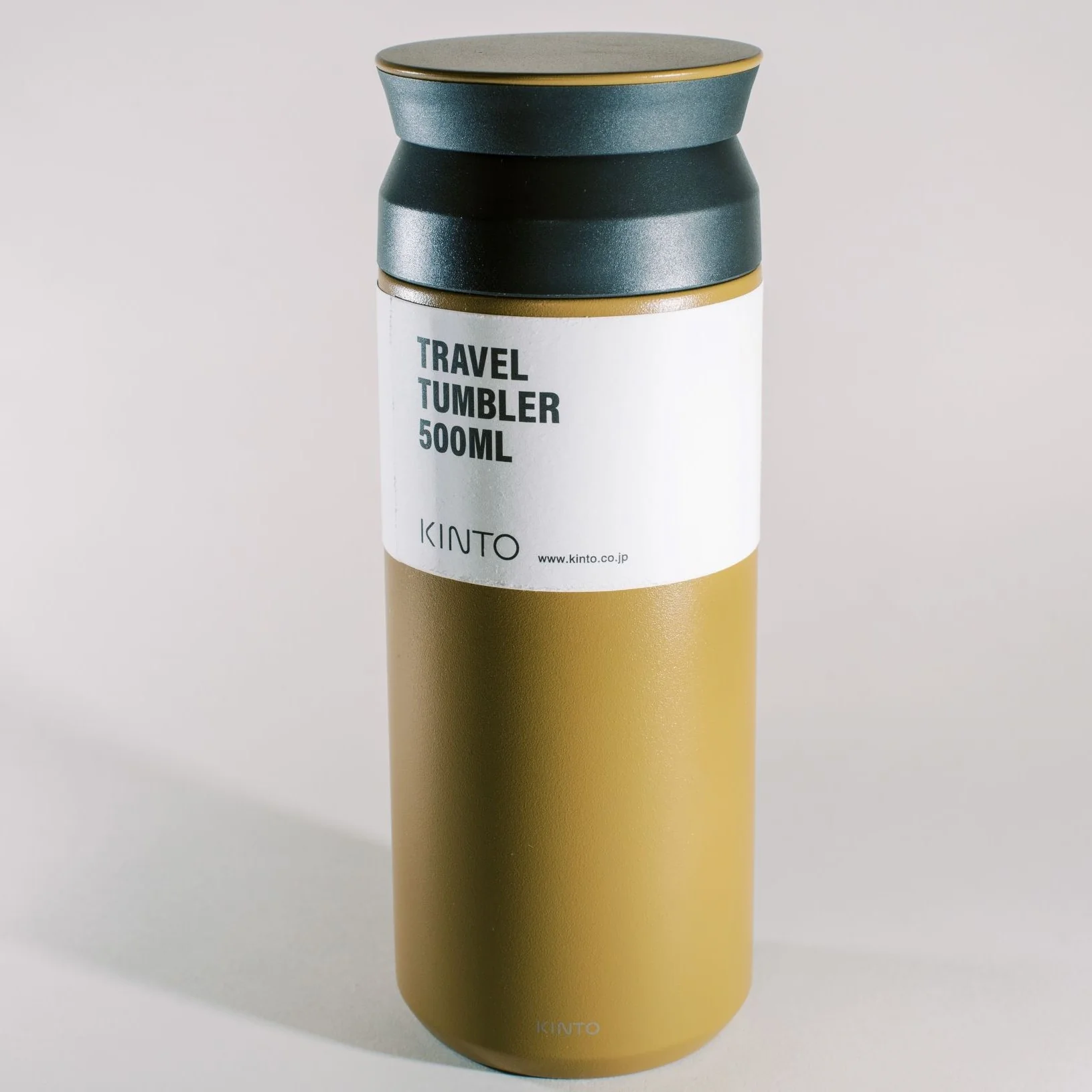 Kinto - Travel Tumbler 17 oz | 500 mL - Sand Beige - Image 11